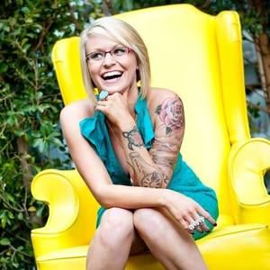 Meet your Posher, Leanne